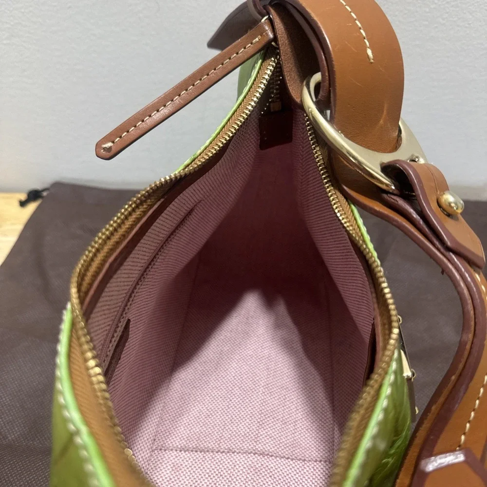 Vintage Dooney & Bourke Green Crocodile Embossed Medium Hobo Bag Purse J599095